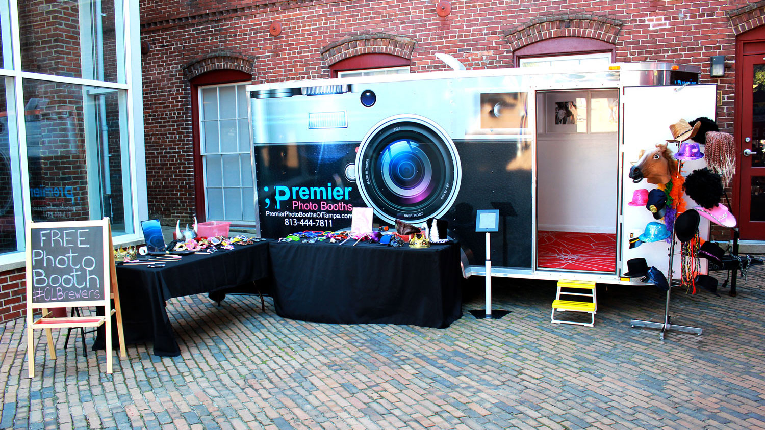 Taking Denver photo booth rental professionals on your side, you buy the pe...